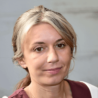 Göndör Lászlóné
